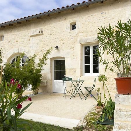 Le Clos De Tesson Exterior photo