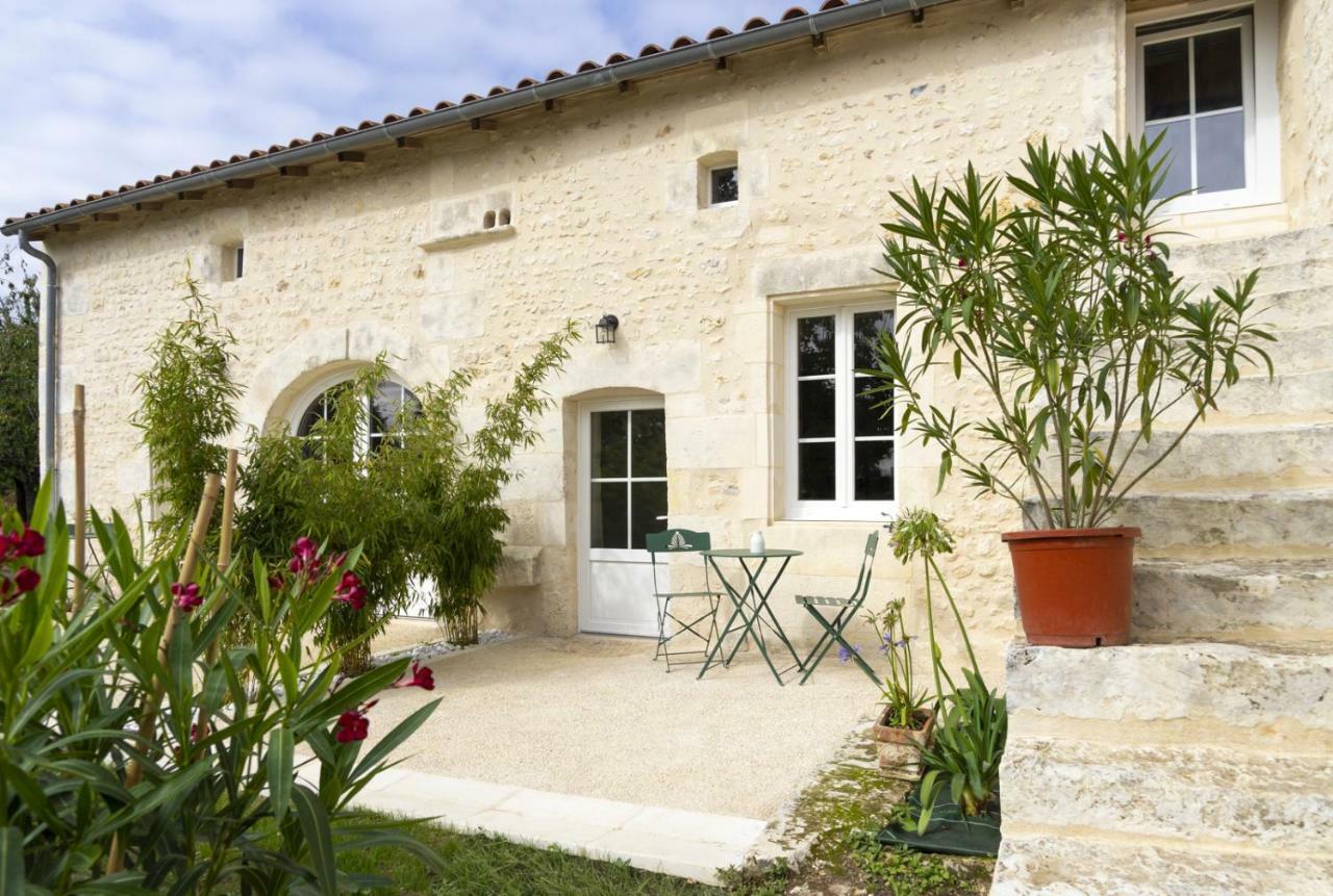 Le Clos De Tesson Exterior photo